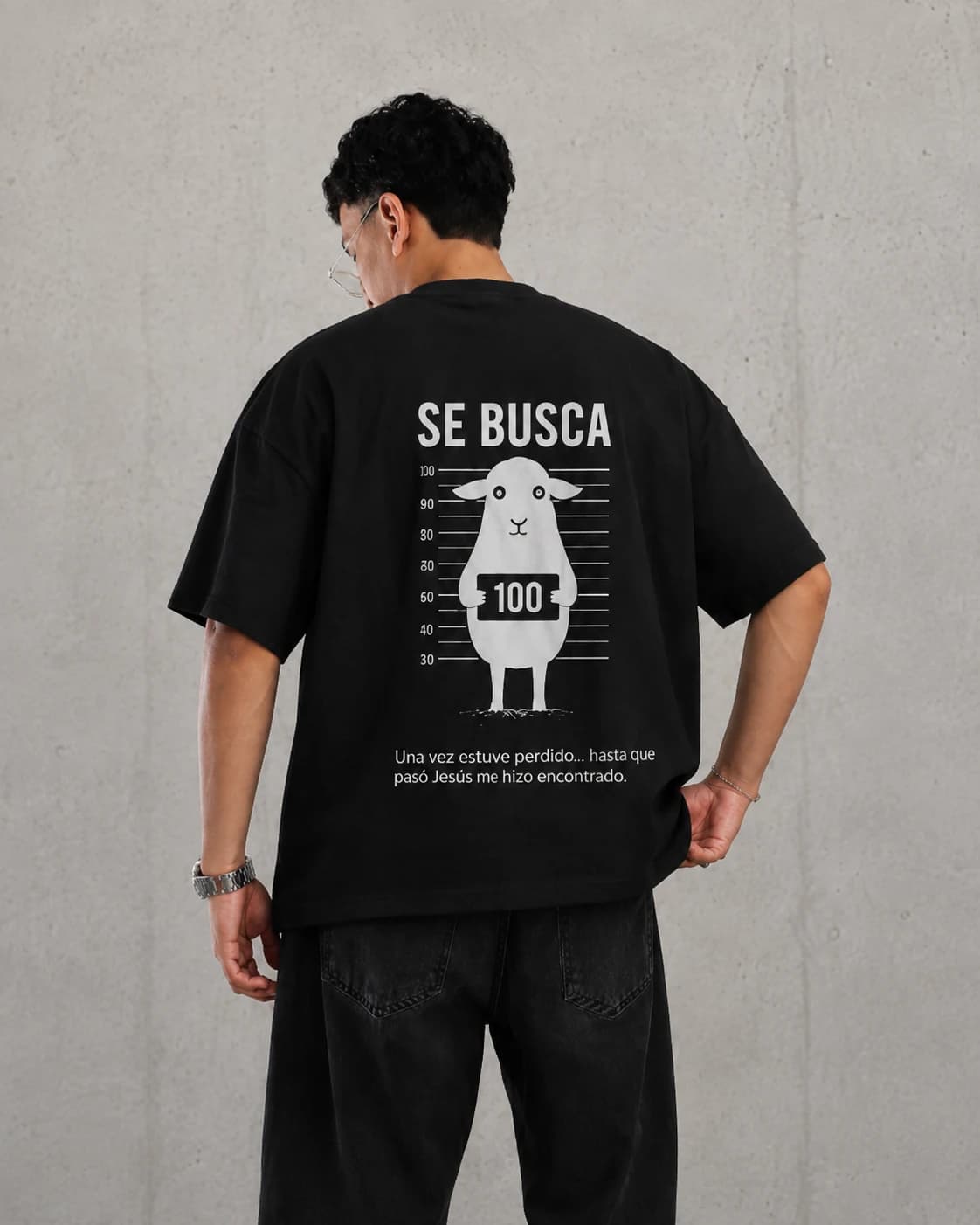Franela Oversized Se Busca — negro trasero